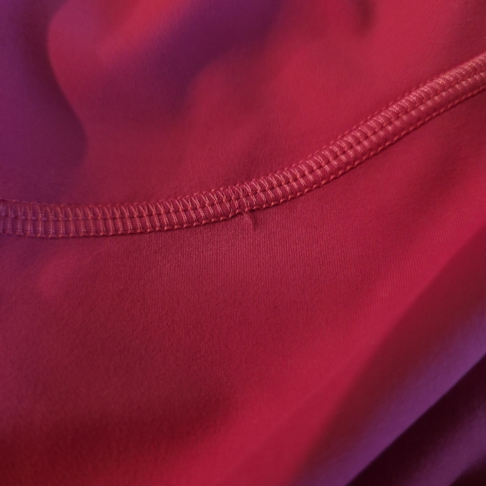Lululemon Wunder Under SmoothCover HR Tight 25" In Raspberry Coulis -Size 8 - Picture 3 of 6